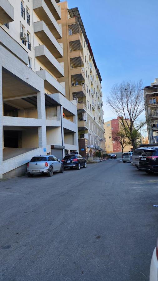 Vake-Saburtalo Hillside Apartment Tbilisi Exterior photo